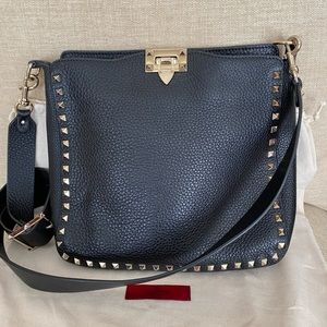 Valentino Rockstud black leather messenger crossbody bag